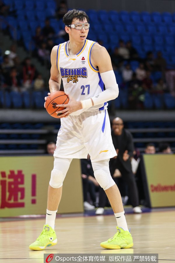 配资平台下载 周琦：我没啥优势 陈盈骏和杰曼的出球快 给我创造了很多机会